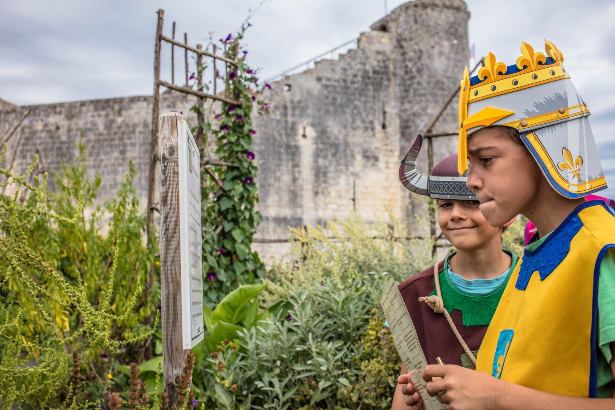 Un grand jeu d'énigmes - château médiéval et parc de loisirs proche Rochefort, Chatelaillon, Fouras en Charente Maritime